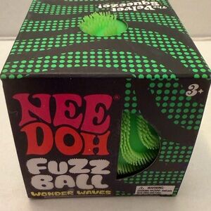 New! NeeDoh Wonder Waves~ Bright Green ~ The Velvet Squeeze~Quick Shipping!
